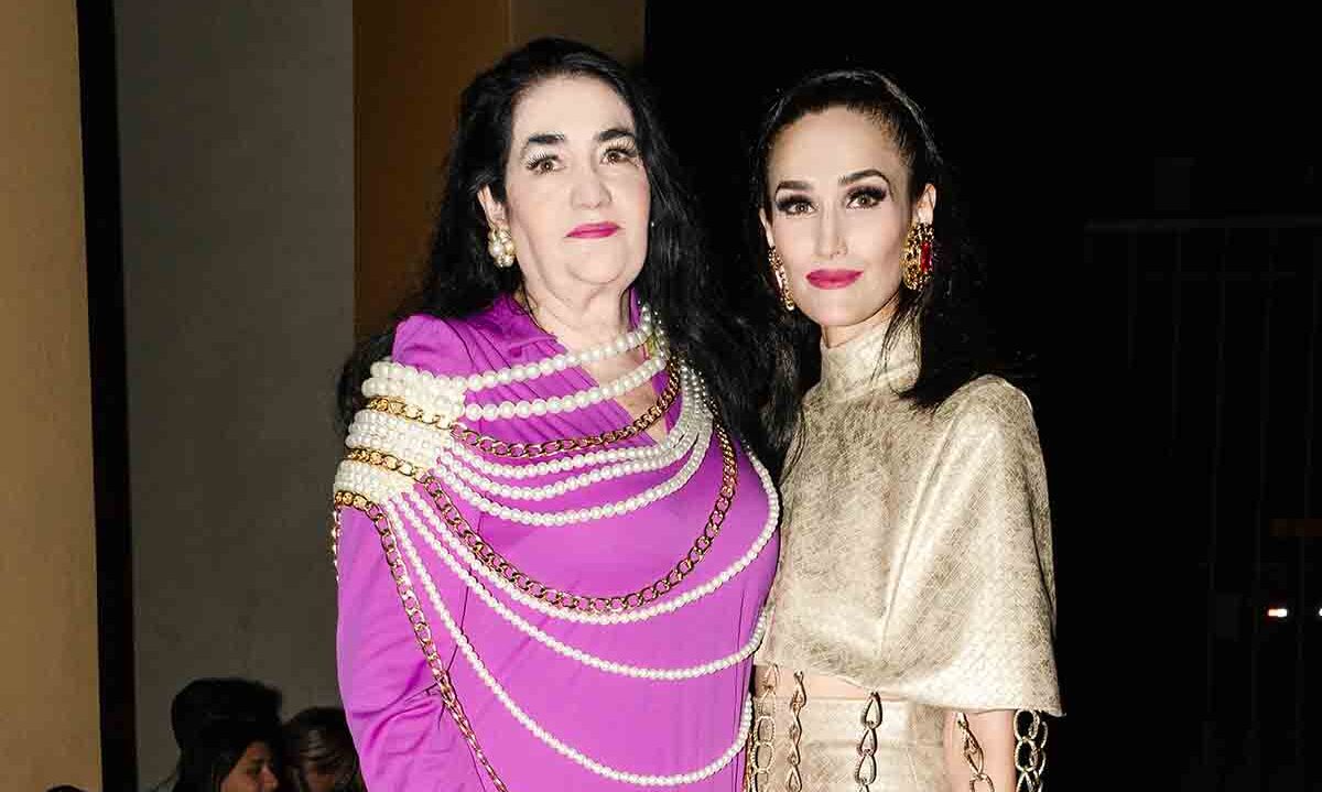 Angelina de Loya y Paulina Loya