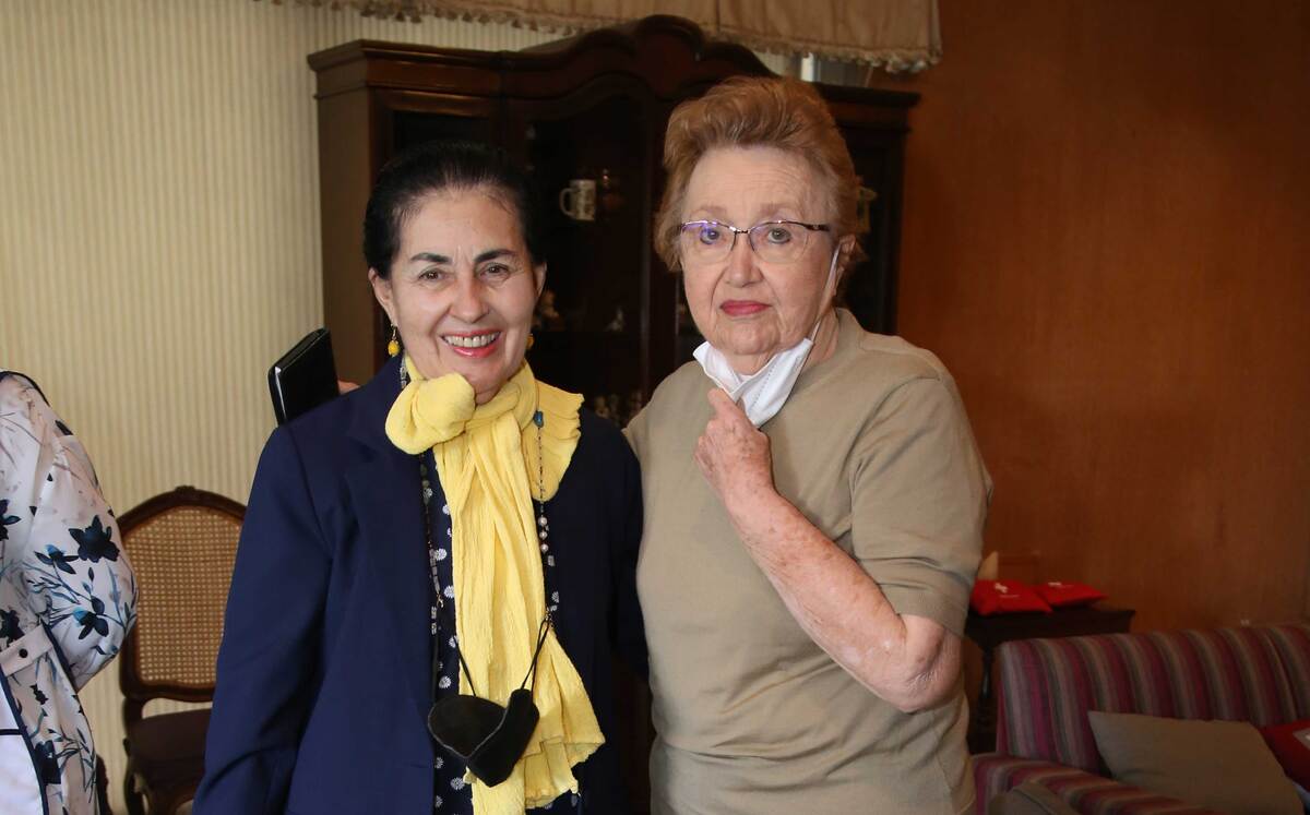 Lolita de la Garaz de Benítez y Margot de Aldape