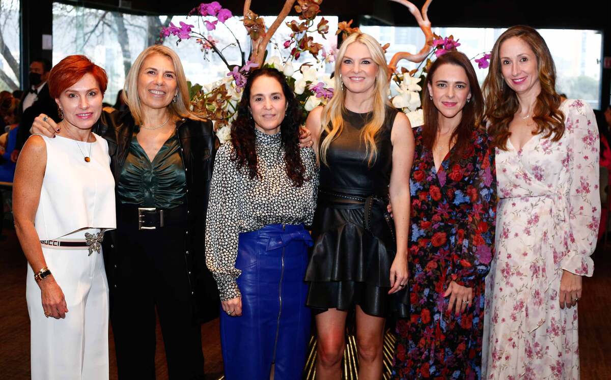 Malú Ramones, Yolanda Iribarren, Ana Lucía Casas, Rosario Guerra, Nena de la Garza y Paty Garza