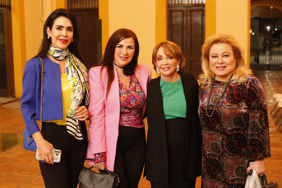 Marlene Dávila, Rocío Castelo y Marina Benavides