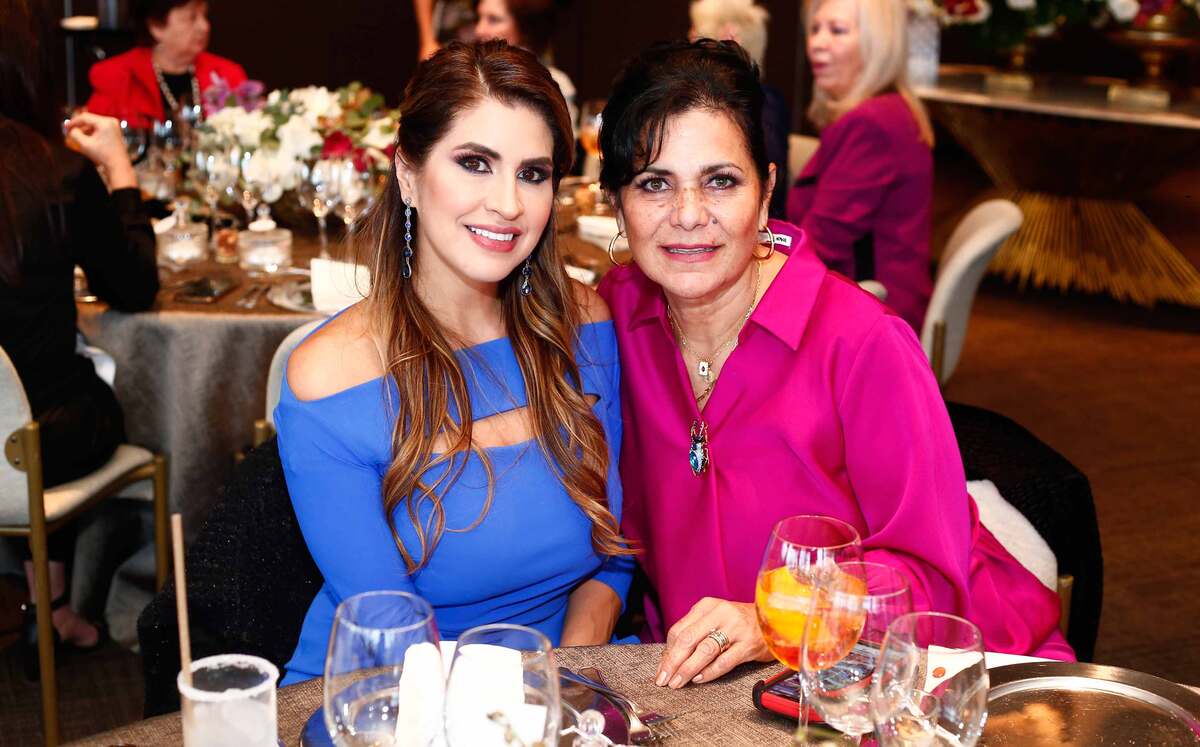Susy Guillén y Leticia Campos