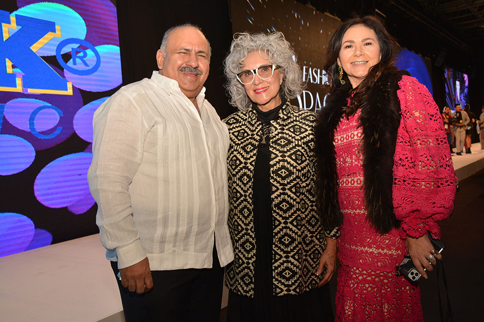 Jorge Antonio, Rosario Takasami y Mara Ruiz