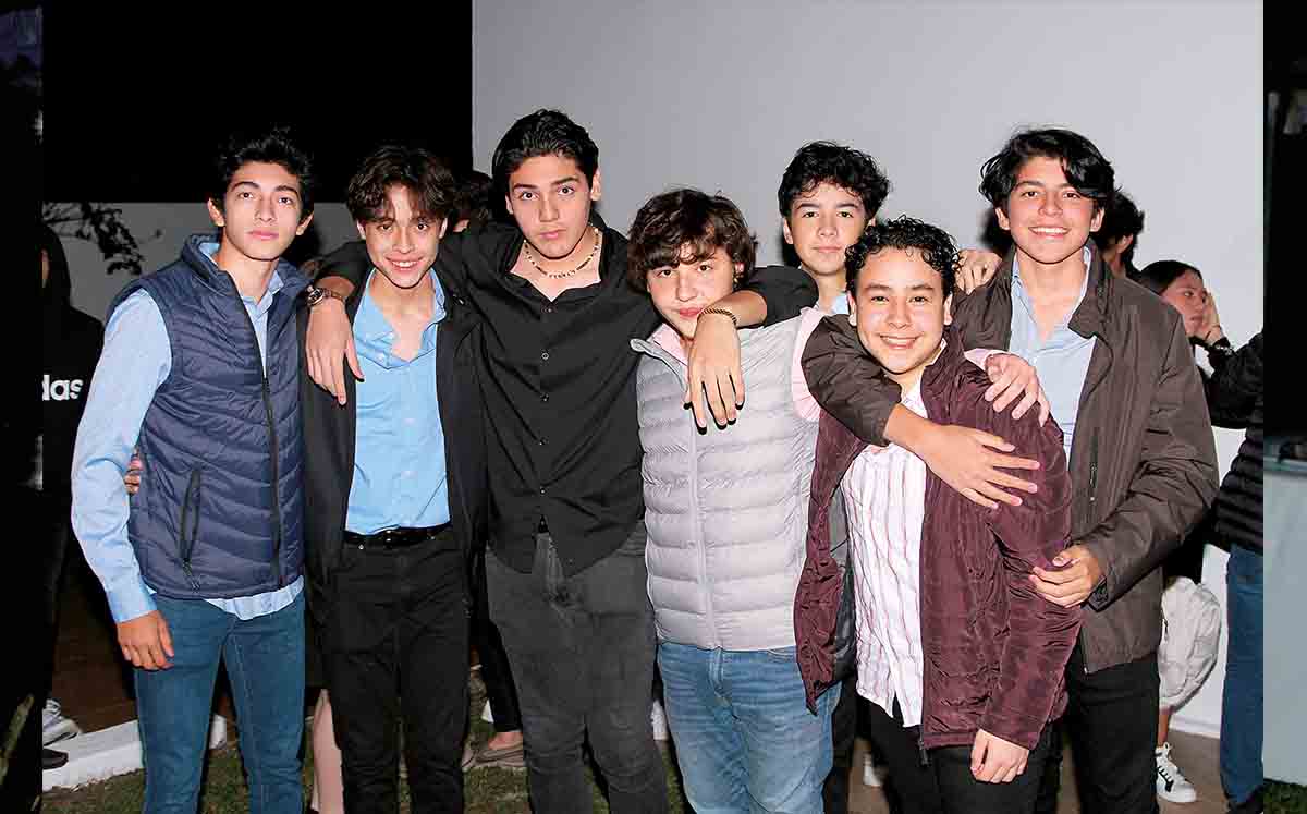 Sebastián Ramos, Mey Martínez, León Pontvianne, Justin Paul, Gael Castillo, Gonzalo Castillo y Fernando Vargas / Fotos: José Chang