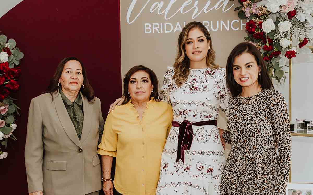 Valeria junto a sus invitadas / Fotos: Marcela Rendón