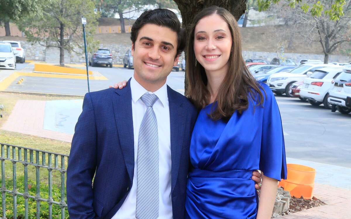 Mauricio Sáenz y Monse Iga