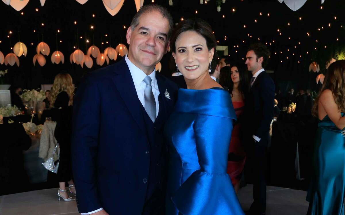 Papás de la novia. Luis Martínez Lozano y Laura Villalobos de Martínez