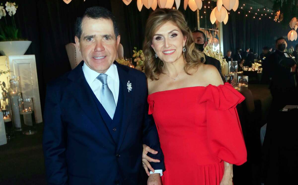 Papás de novio. Juan Elizondo e Ivonne Elizondo
