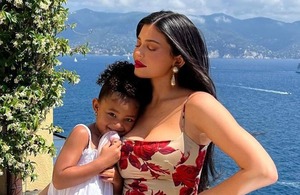 Stormi y el primer anillo que hizo tendencia; vale MILLONES (Foto: Instagram)