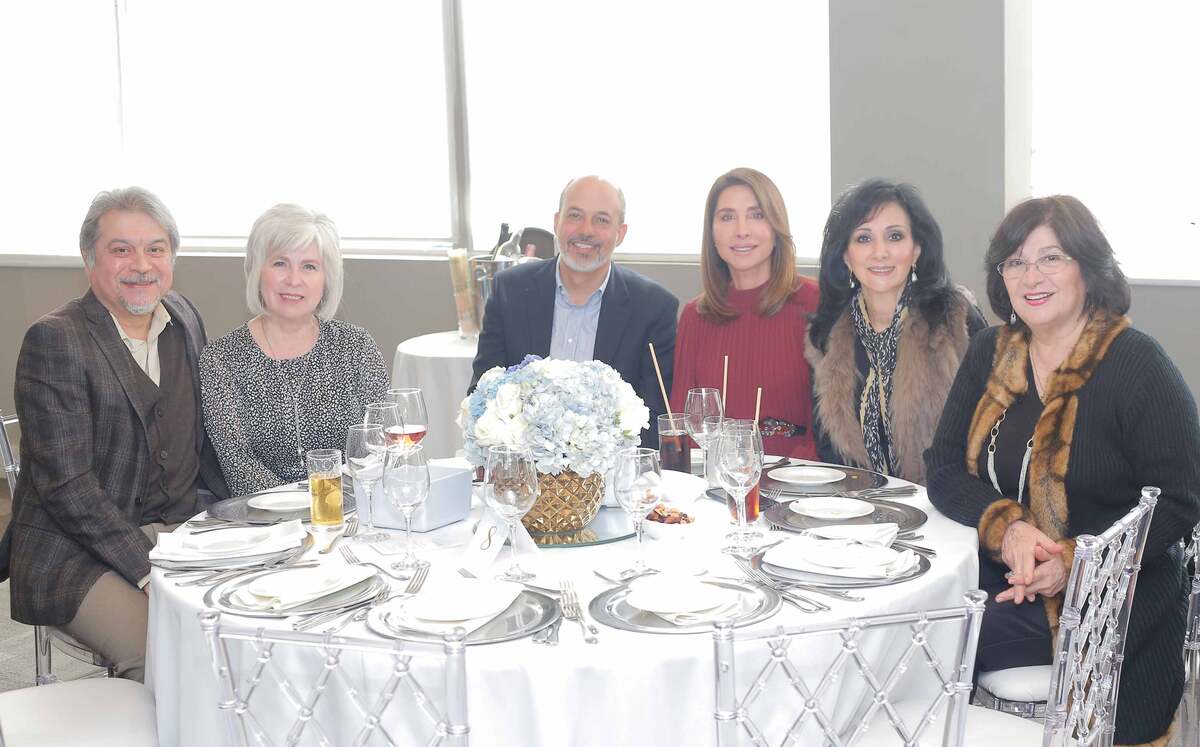 Alejandro Marfil, Magaly Garza, Israel González, Martha Alanís, Marcela Garza y Marilú Cortés