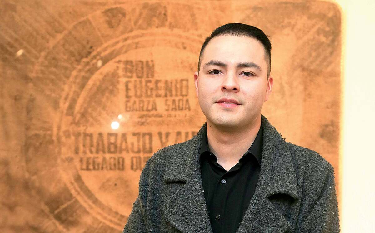 Carlos Lara