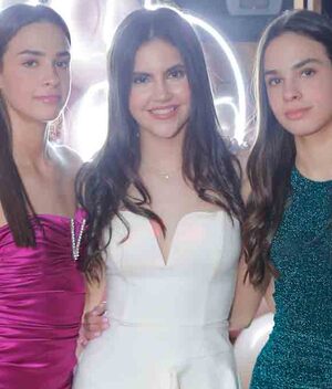Greta Hinojosa, Ana Paula González y Grace Hinojosa