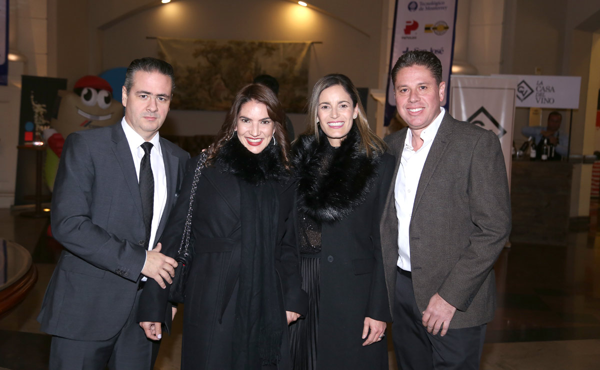 Guillermo, Ana, Anilú y Favio