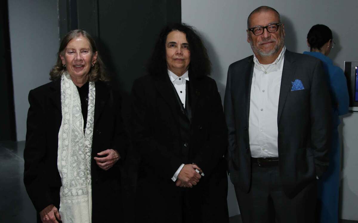 Julia De la Fuente, Consuelo Sáizar y Ramiro Martínez