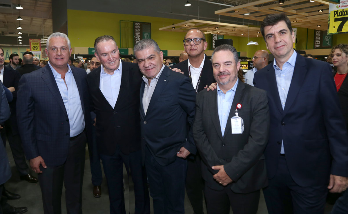 Román, Ricardo, Miguel, Humberto y Juan Ramón