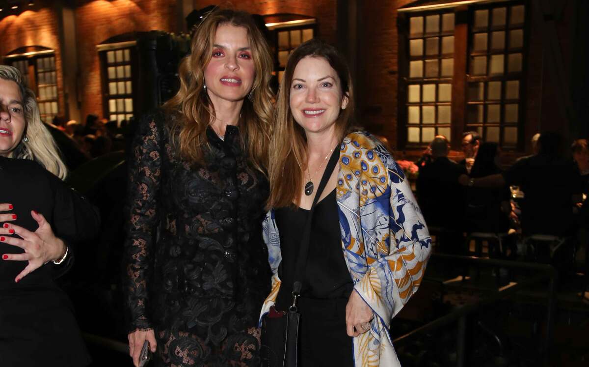 Rossana Lerdo de Tejada y Alejandra Domínguez de Fernández
