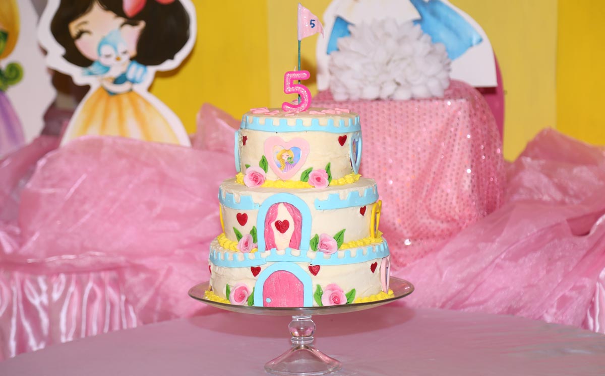 Pastel de castillo de princesas
