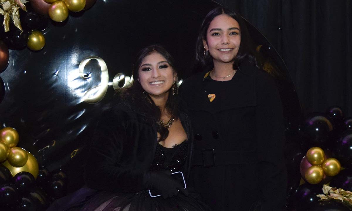 Jennifer Rergis y Luna Ramírez