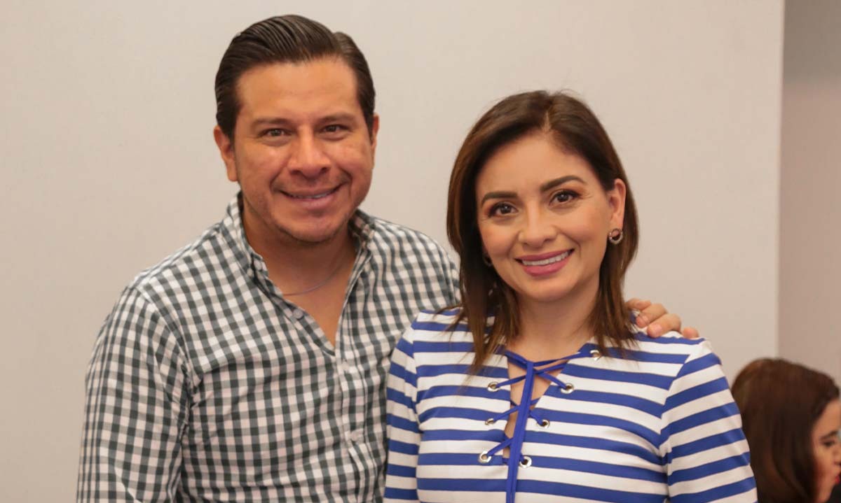 Oswaldo Nava y Denisse Torres