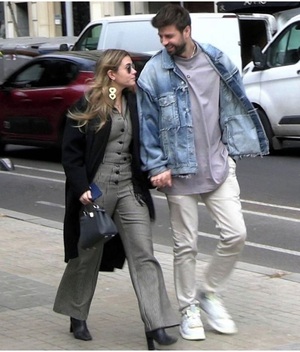 Piqué confiesa que Clara Chía COMPRA su ropa (Foto: Instagram/Youtube)