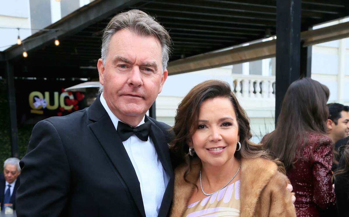 Alejandro Garza y Adriana Flores de Garza