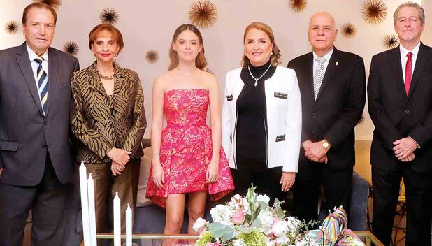 Carlos Gochicoa, Gaby de Gochicoa, Miranda González, Begoña de Azcárraga, Carlos Azcárraga y Germán Meza / Fotos: Dennis Hernández