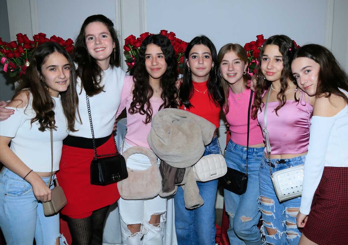 Denisse Fernández, Nicole Baumann, Valeria Orta, Carolina Azcúnaga, Gabriela Martínez, Sofía Plancarte y Fernanda Sada