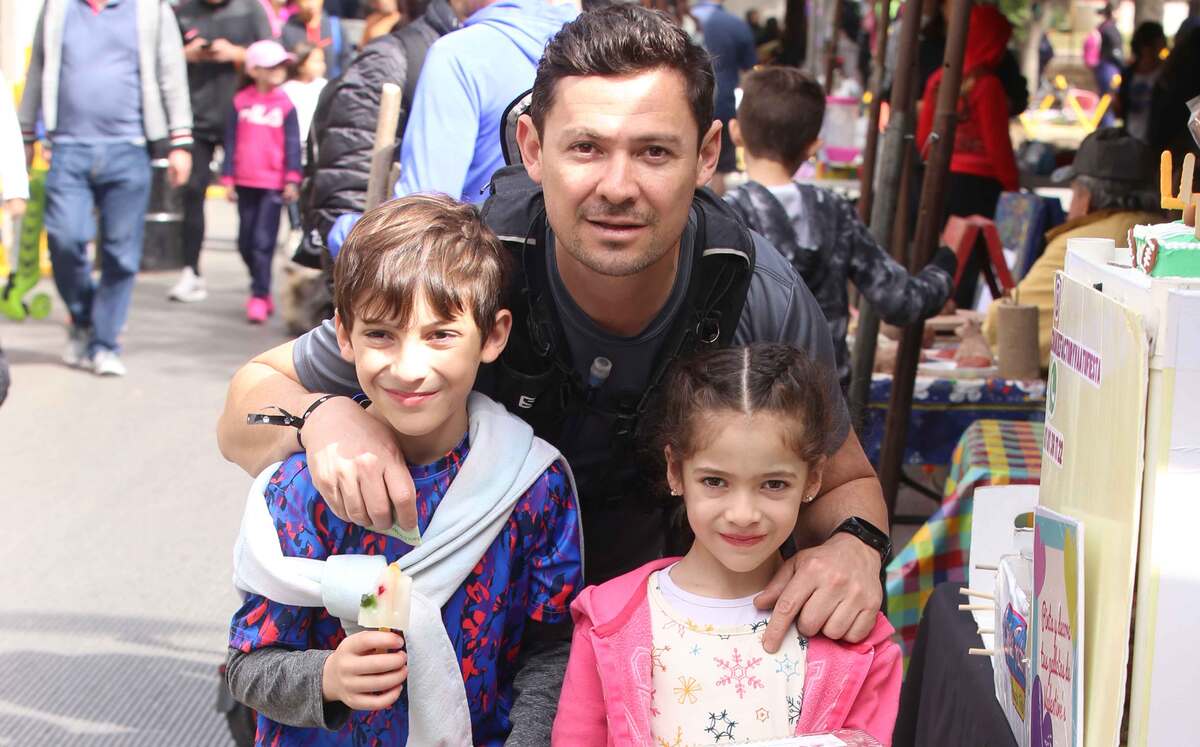 Federico Bernal, Juan Bernal y Alina Bernal