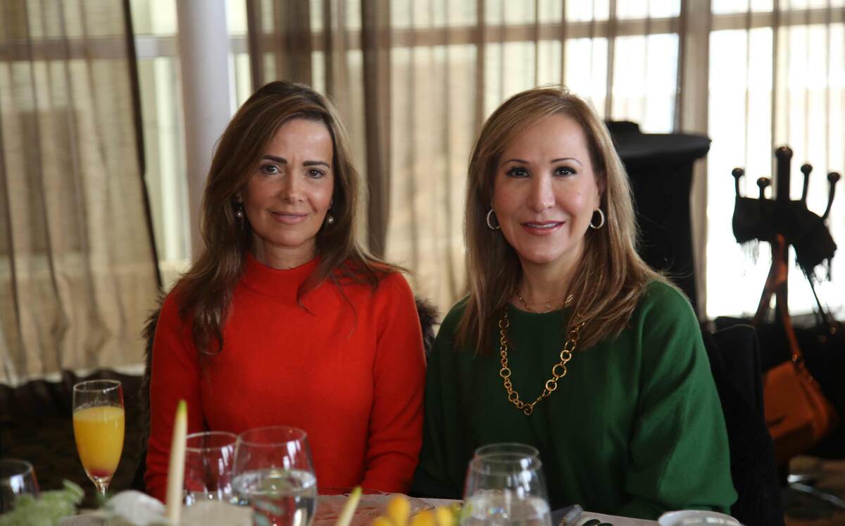 Gloria Arizpe y Catalina González de González