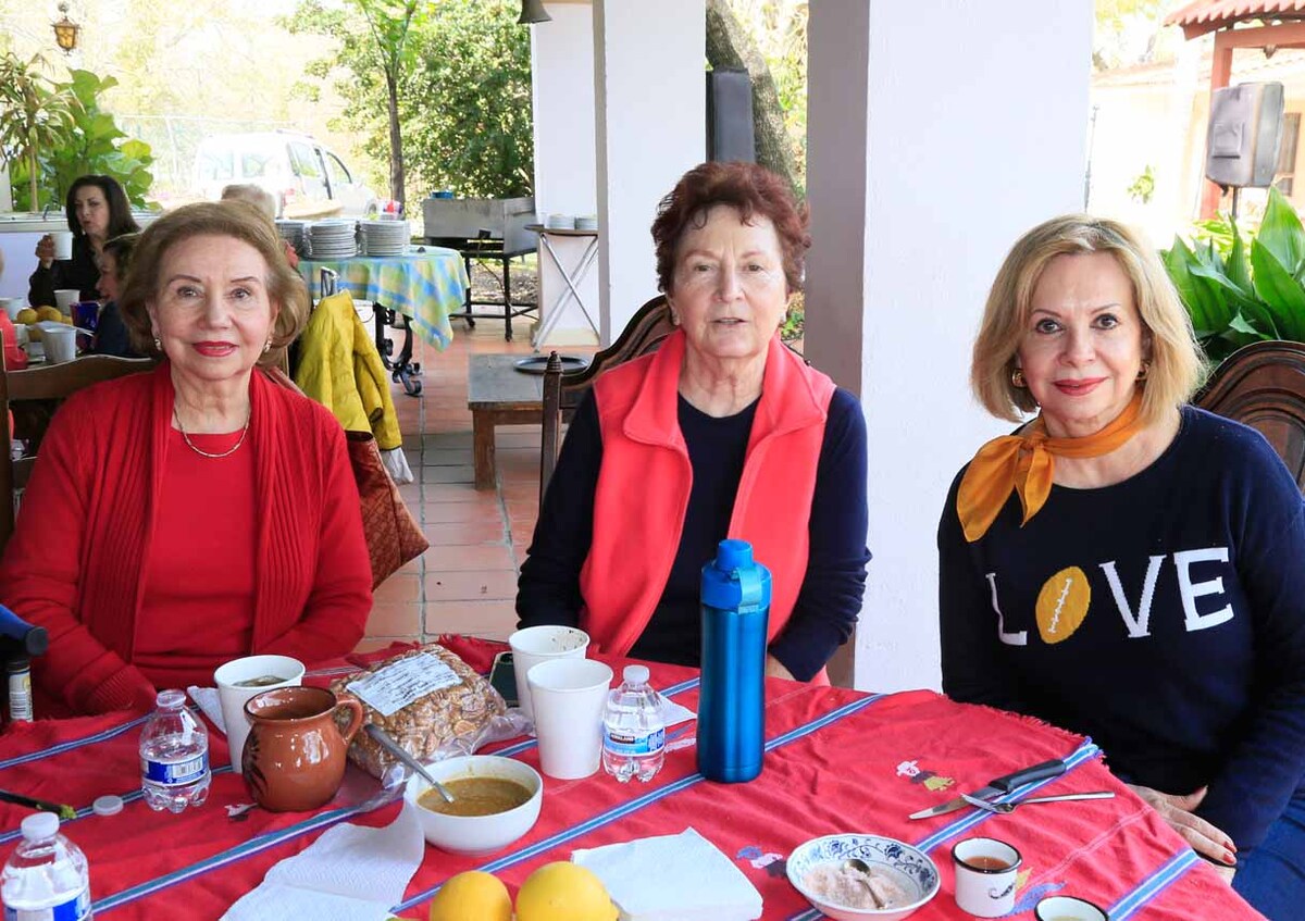 Mágala Mouret , Constanza Madero de Martínez y Martha Elva Figueroa de Cavazos