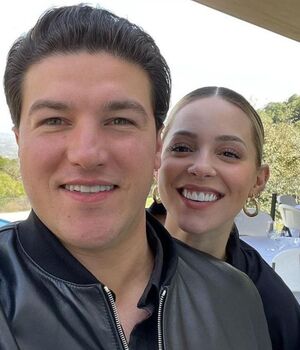 Mariana Rodríguez: Cuánto cuesta la camioneta Tesla que le regaló Samuel García (Foto: Instagram)