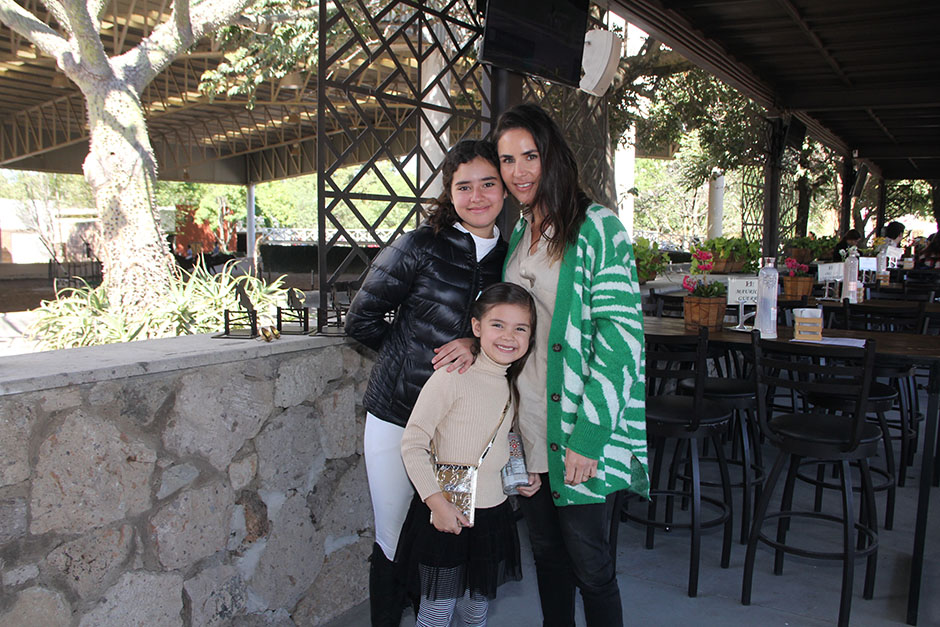 Nina Padilla, Sara Rodríguez y Amaya Padilla