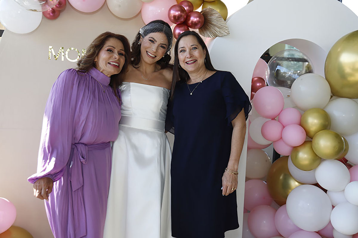 Raquel Mendoza, Mónica Magaña y Mayra Escutia