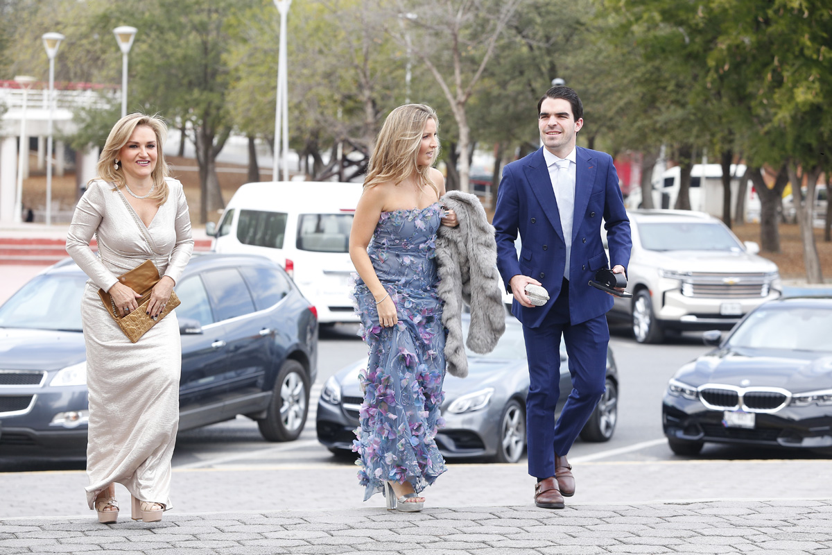Thelma Treviño, Bárbara Santos y Alejandro González