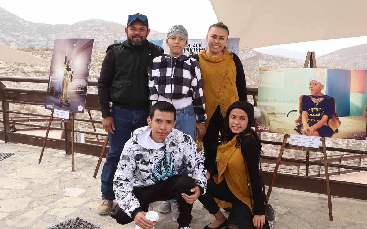 Fernando, Brisia, Jazmín, Janeth, Axel y Dafne