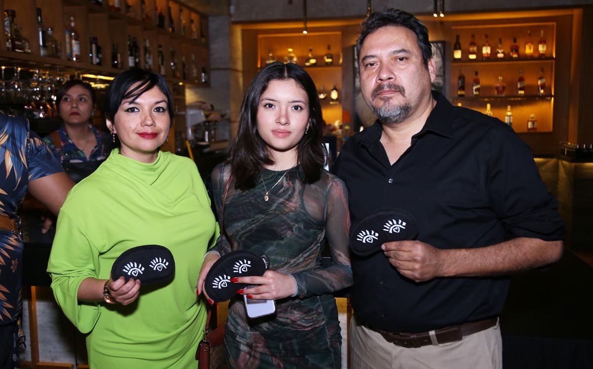 Jenny, Ana Camila y Miguel