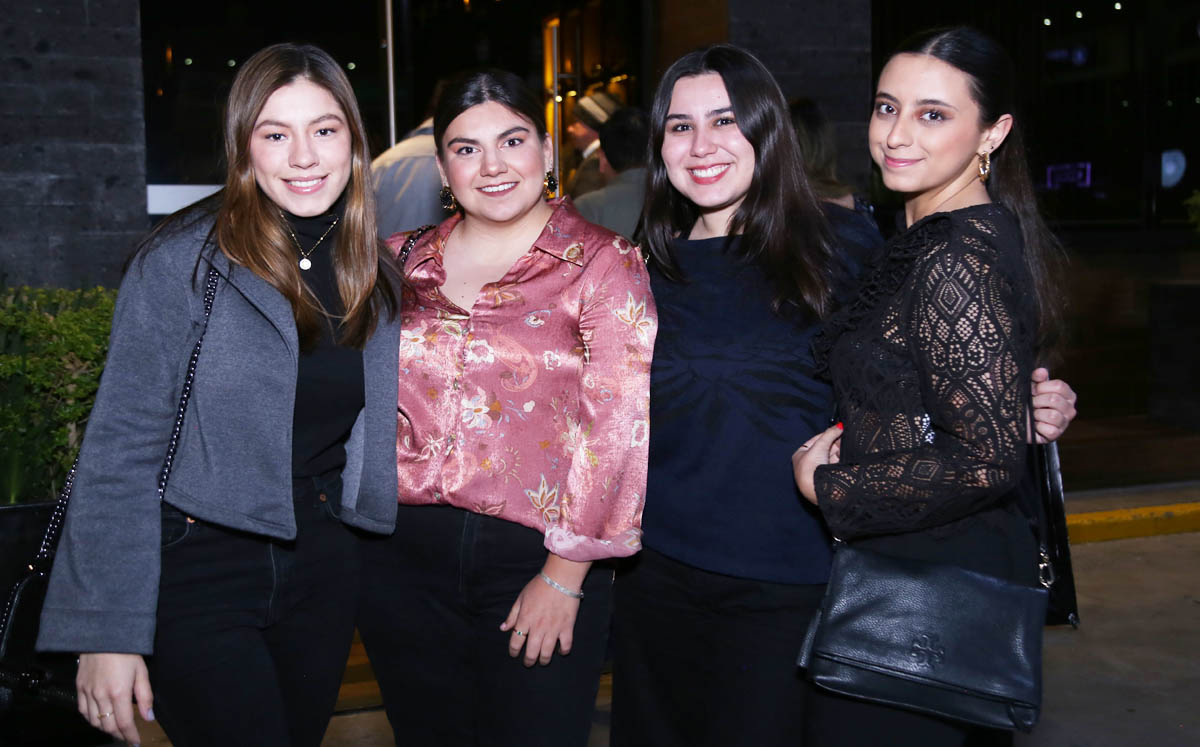 Susana, Marifer, Andrea y Roberta