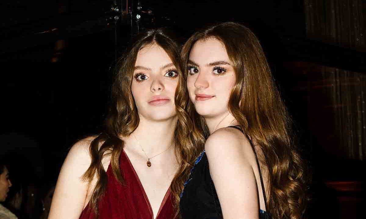 Aranza Cobos y Helena Cobos
