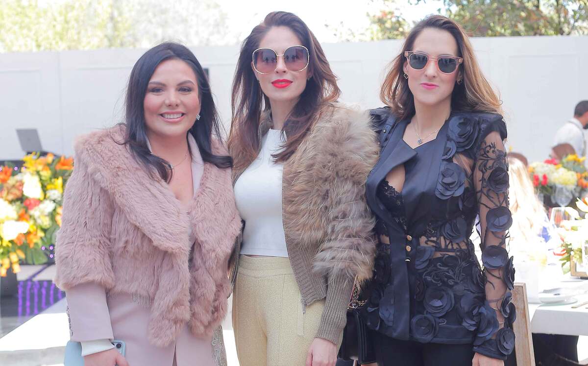 Caty Sandoval, Carmen Valdez y Lorena De la Garza