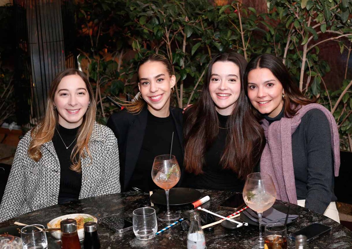 Marcela Garza, Karen Ramos, Marissa González e Isabel Garza
