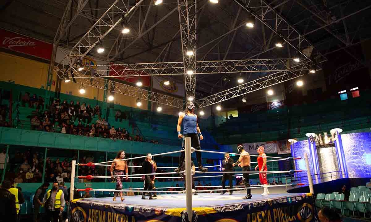 Lucha Libre en la Arena Puebla