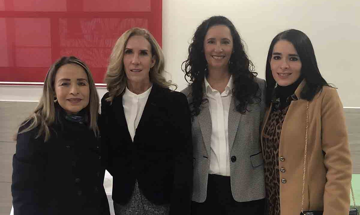 Blanca Morales, Donna Swenson, Rena Sánchez y Andrea Juárez