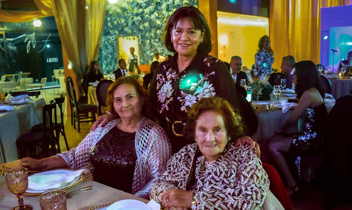 Alicia Pasten, Consuelo Orozco y Raquel Pineda