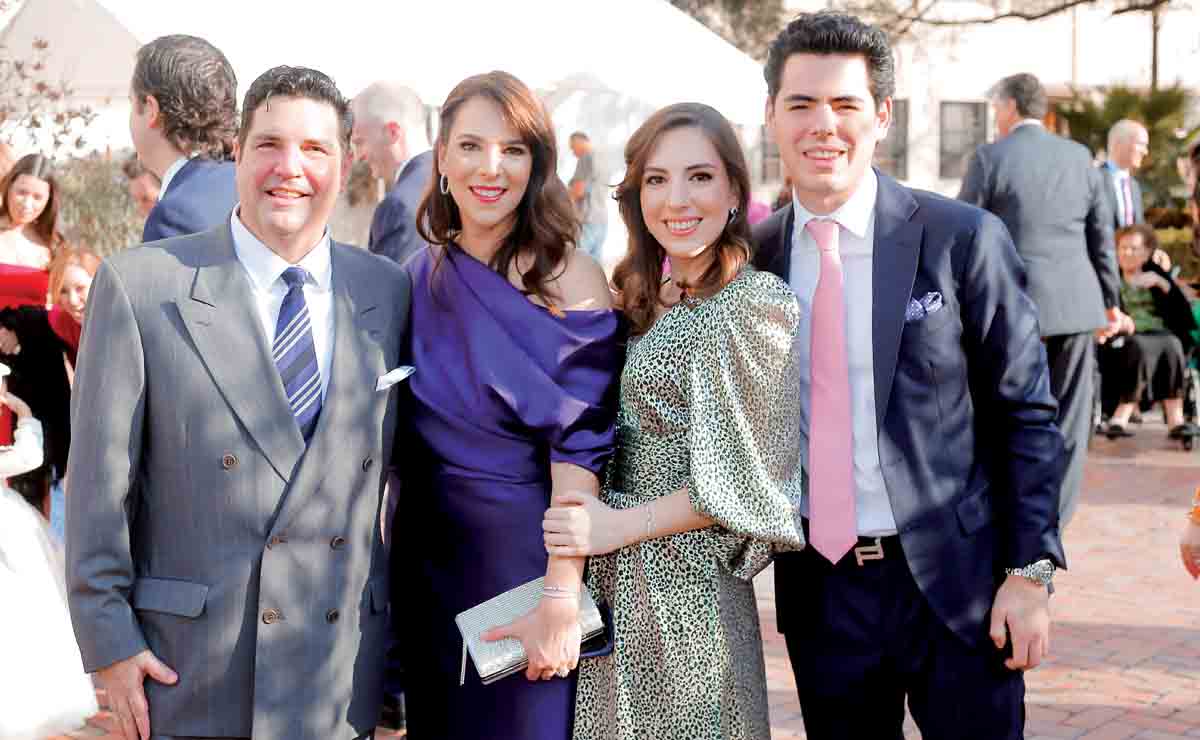 Alejandro Vega, Ivonne Martínez, Ivonne Vega y Gerardo Stoever / Fotos: Daniel Saldívar