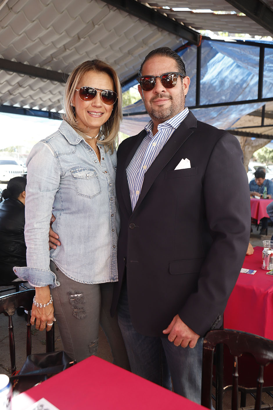 Ana Cecilia Minakata y Memo Hidalgo