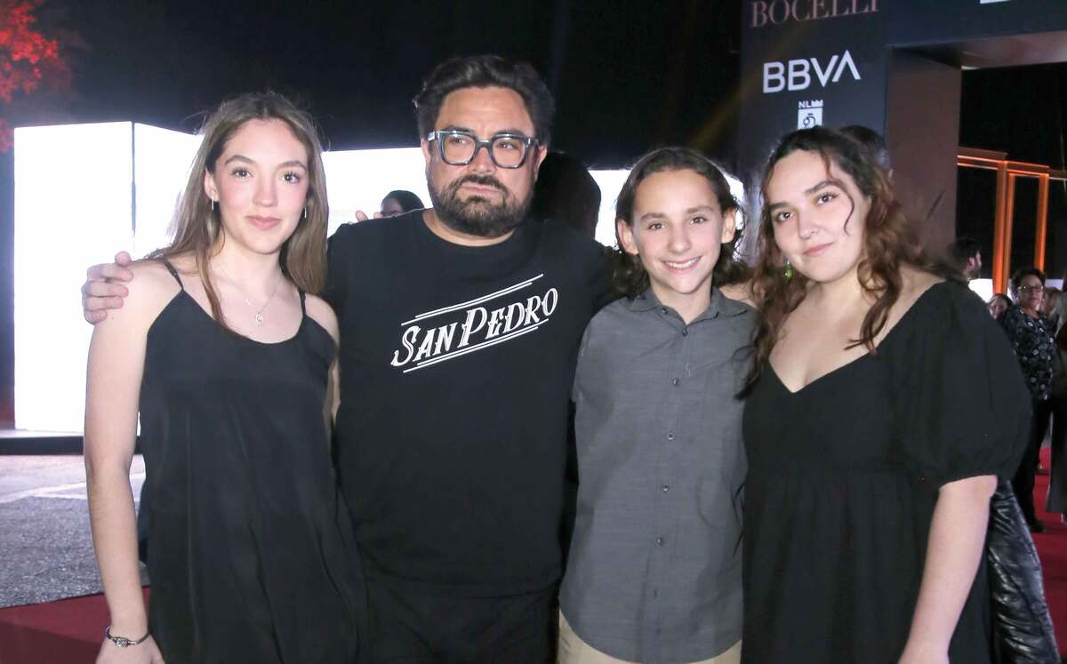 Camila Gutiérrez, Checo Gutiérrez, Checo Gutiérrez y Roberta Gutiérrez