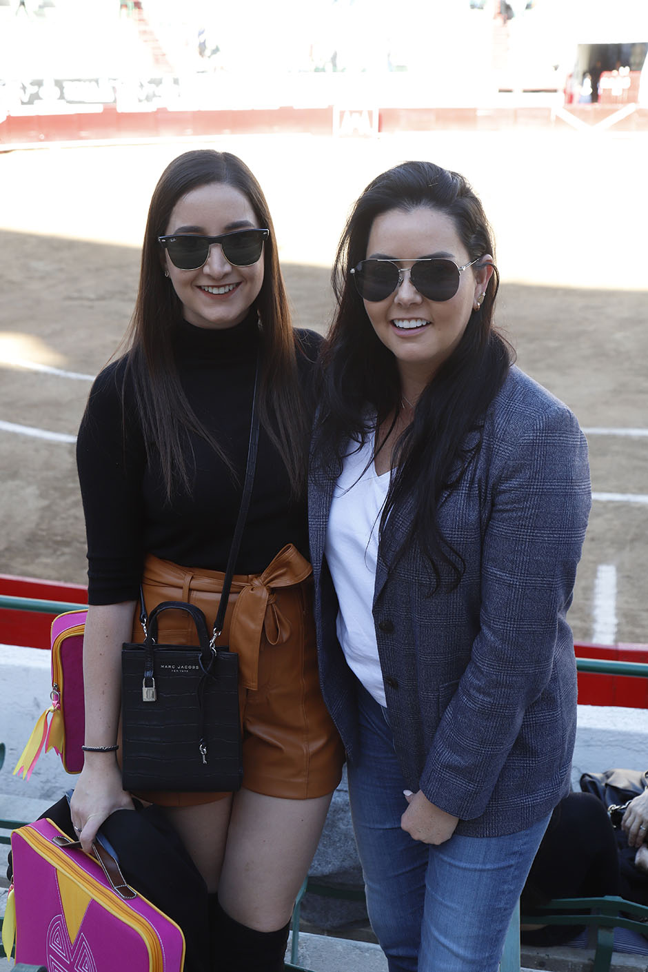 Daniela Vejar y Valeria Vejar