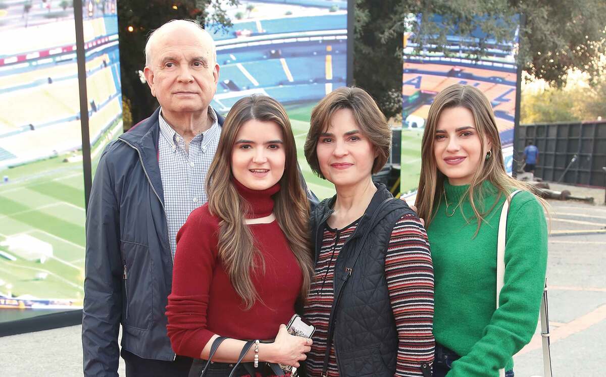 Eliezer Galván, Any Galván, Marcela Villarreal y Carolina Galván