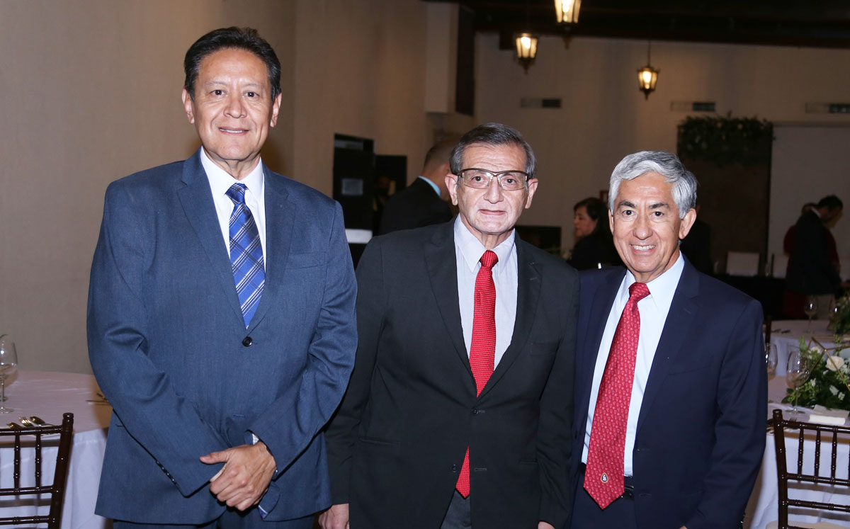 Jorge Mario, Eduardo y Cipriano