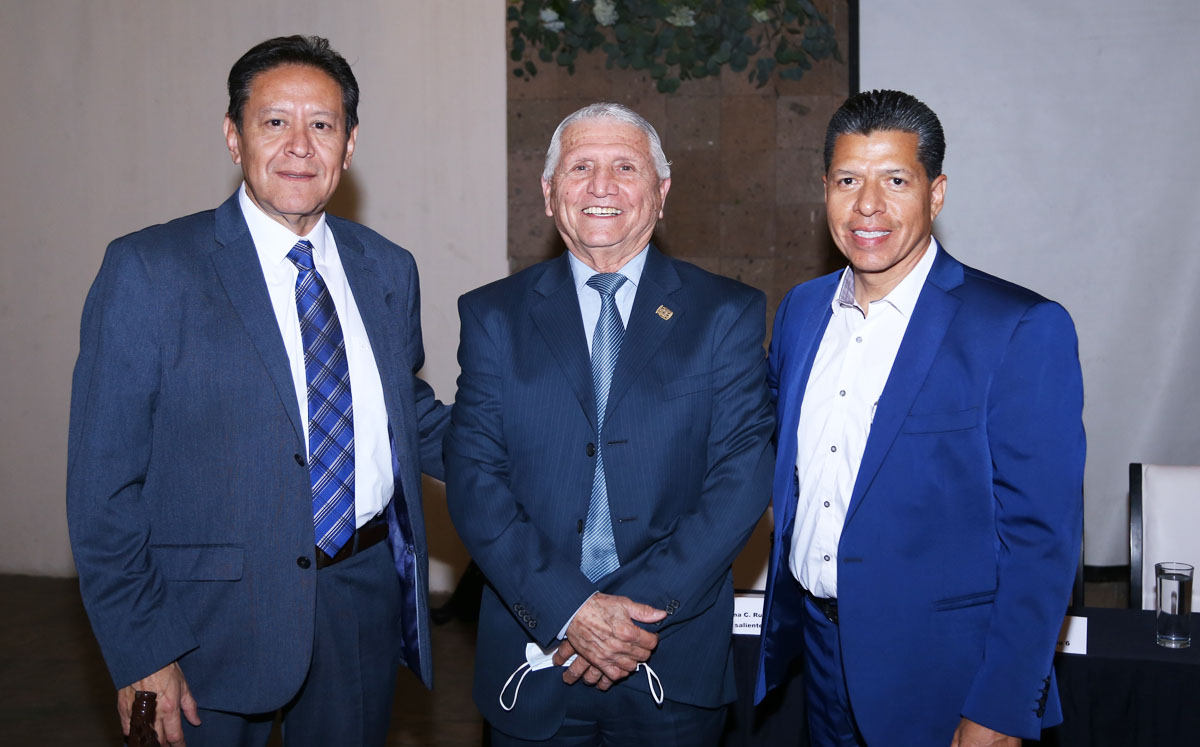 Jorge Mario, Guillermo y Juan