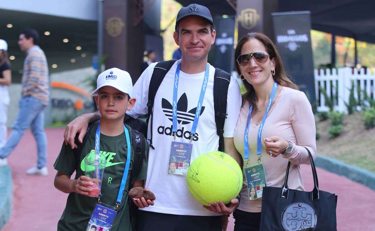 Liam Villarreal, Jorge Villarreal y Lucía Garza de Villarreal